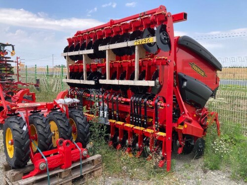 RAPID RD 300 C Vaderstad Semoir en ligne