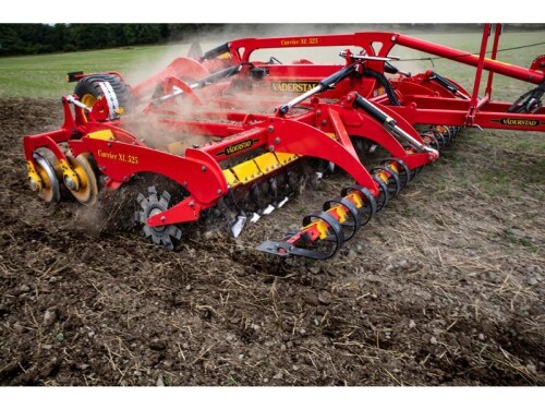 CARRIER XL 525 Vaderstad Déchaumeur